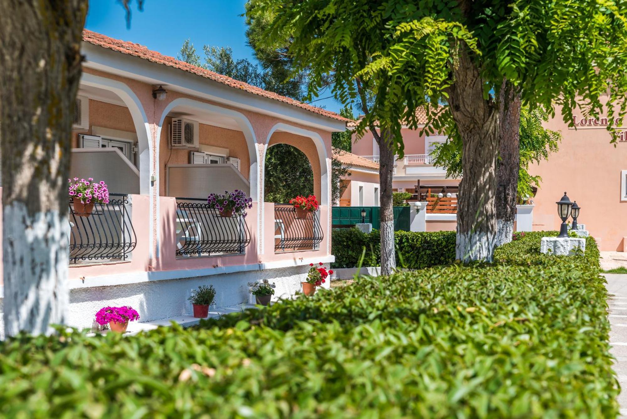 Roussa'S Apartments Лаганас Экстерьер фото