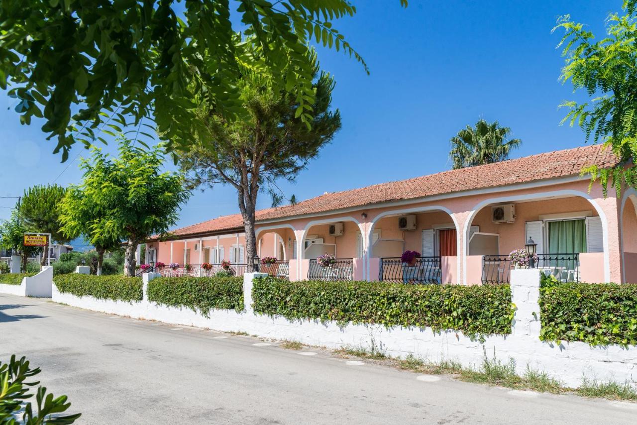 Roussa'S Apartments Лаганас Экстерьер фото